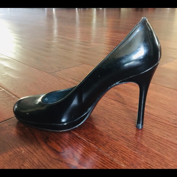 Stuart Weitzman Pumps - Picture 2 of 10